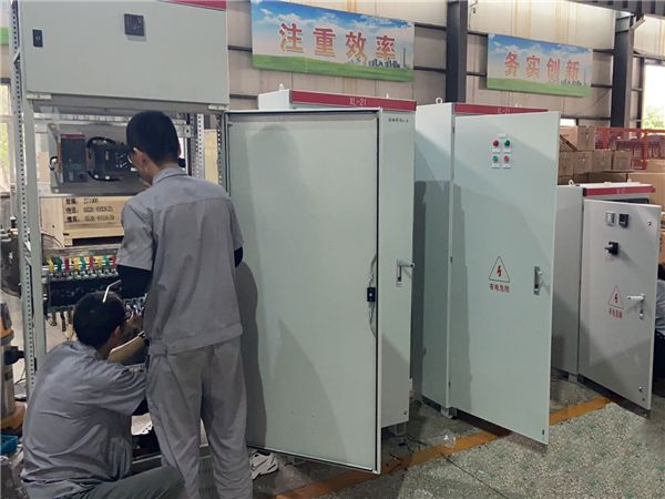 挑灯夜战抢进度、加班加点赶工期